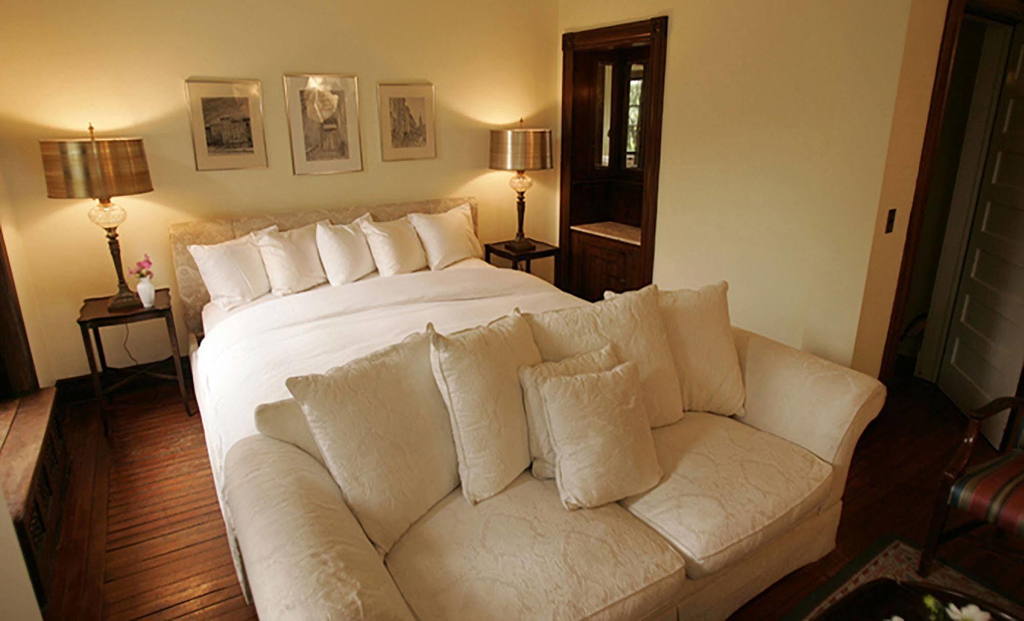Morgan State House Inn 올버니 외부 사진
